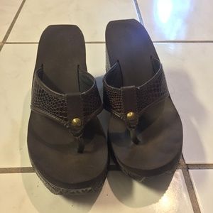 Volatile Abigail Platform Sandals